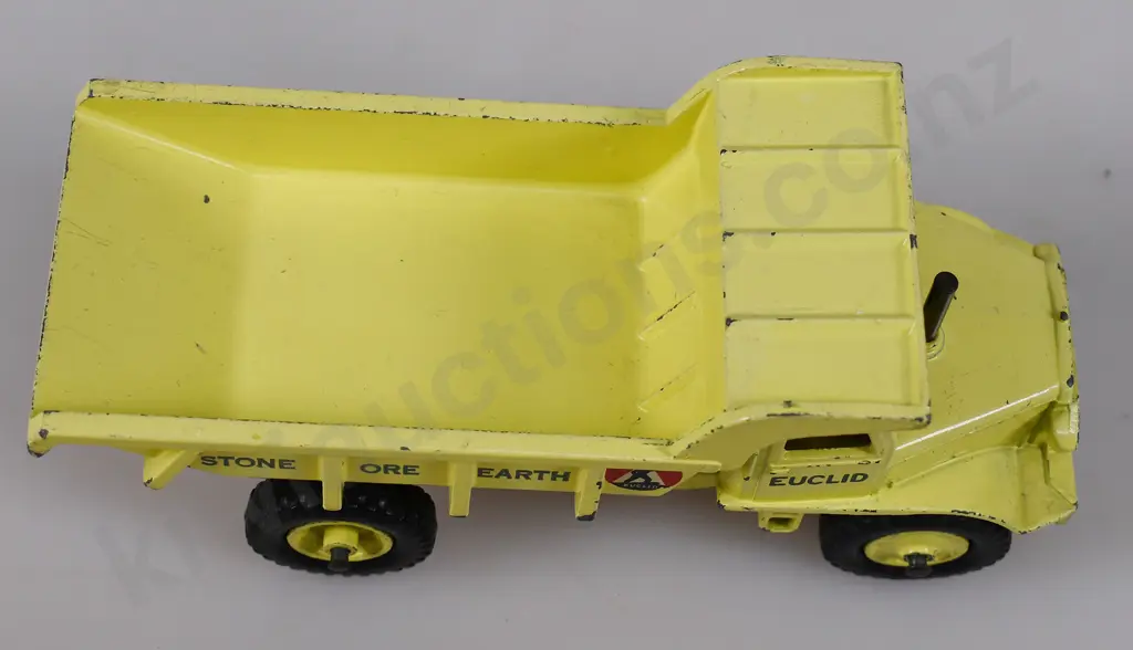 DINKY EUCLID REAR DUMP TRUCK, BOXED Image 1++
