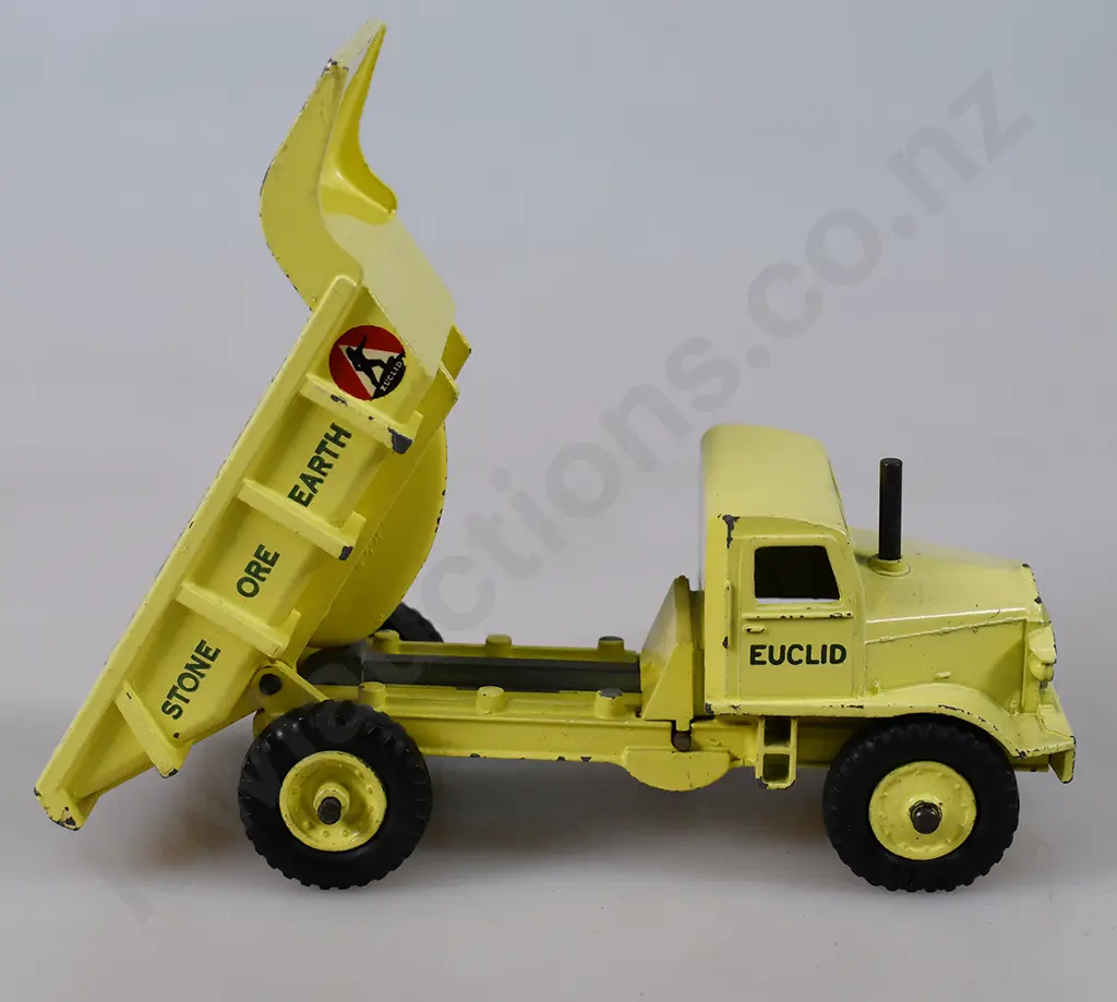 DINKY EUCLID REAR DUMP TRUCK, BOXED Image 1++