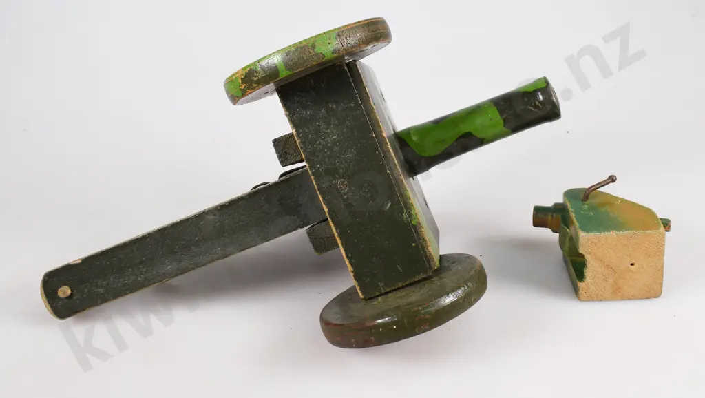 WOODEN ARTILLERY GUNS Image 1++