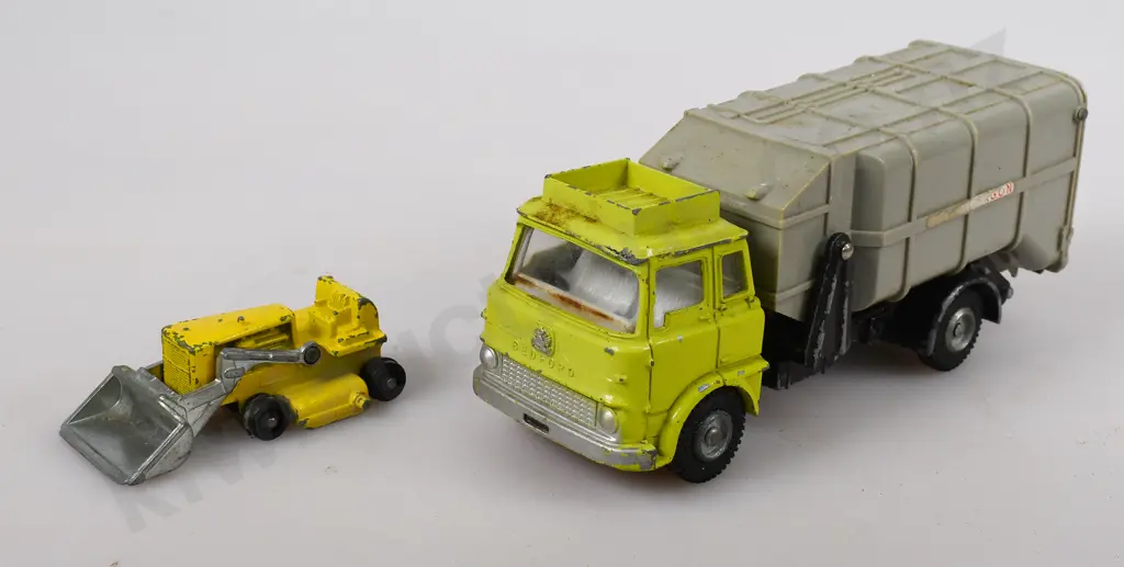 FUN HO MIDGET, DUNKY REFUSE WAGON Image 1++