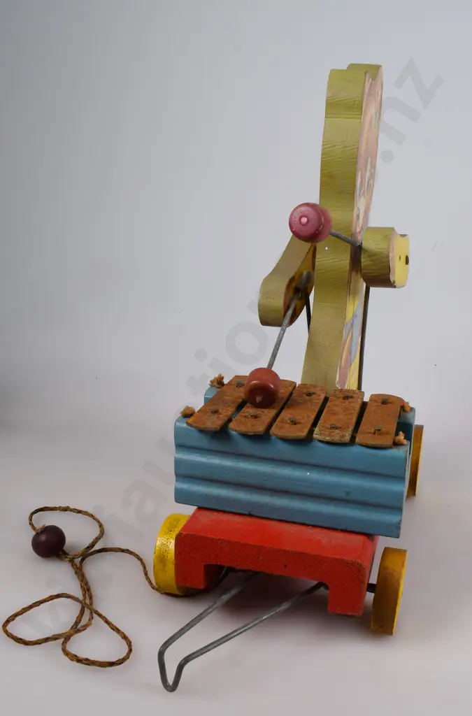 WOODEN PULL-ALONG TOYS. Image 1++