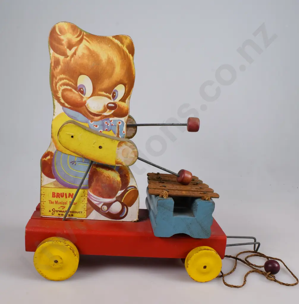 WOODEN PULL-ALONG TOYS. Image 1++