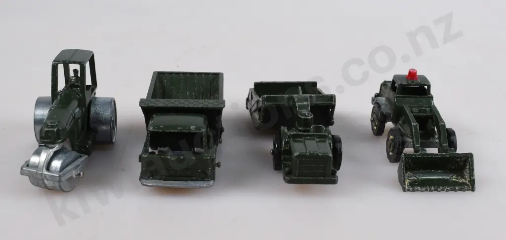 FUN HO MIDGET MILITARY MOVERS Image 1++