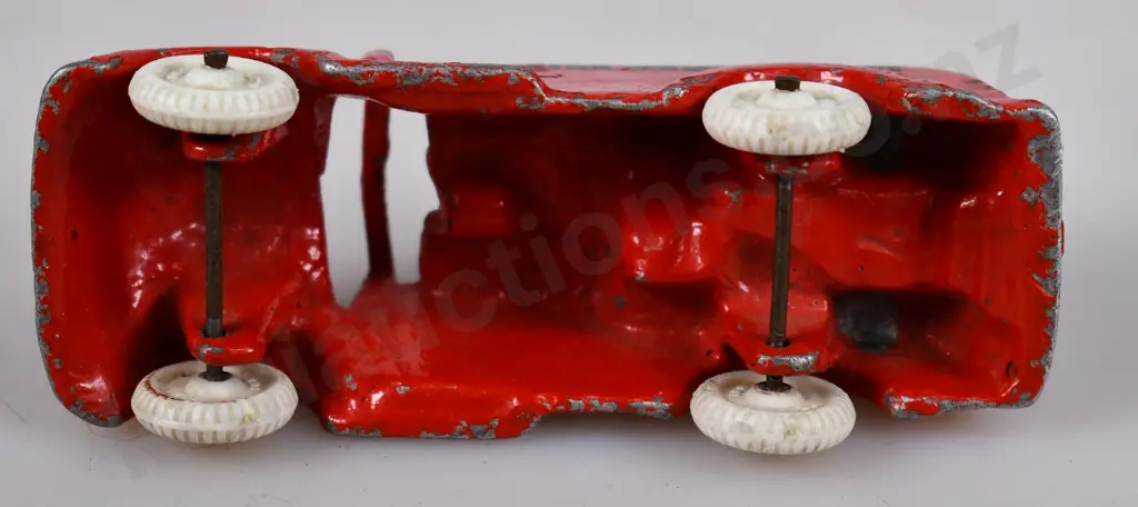 FUN HO FIRE ENGINE, DICK TRACY CAP GUN Image 1++