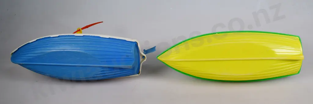 ASSORTED PLASTIC TOYS Image 1++