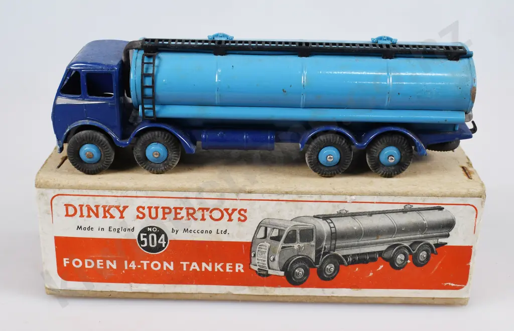 DINKY SUPERTOYS FODEN 14-TON TANKER IN ORIGINAL BOX, NO 504 Image 1++