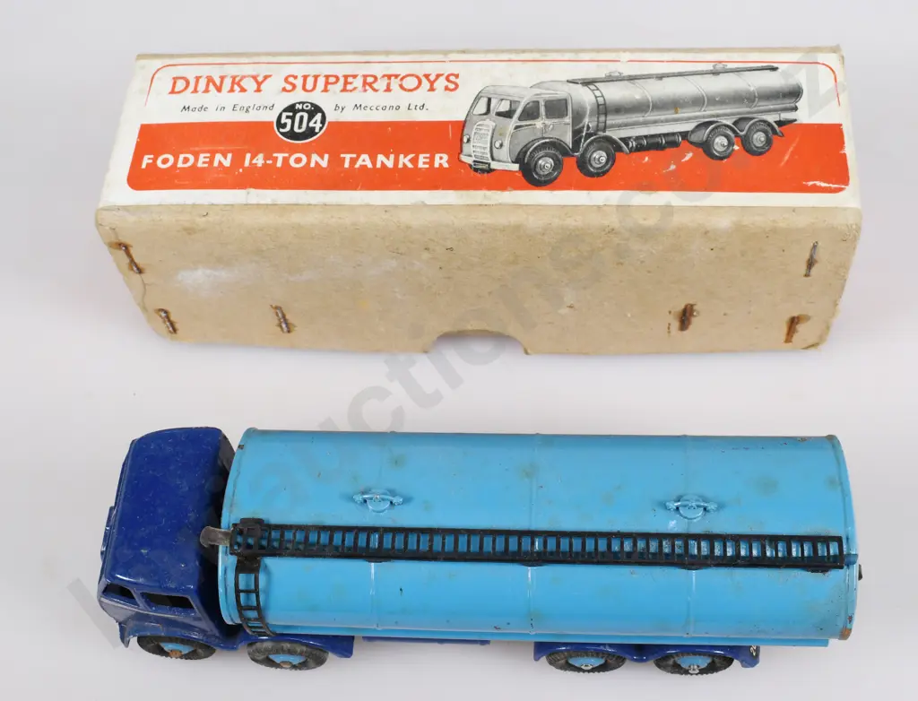 DINKY SUPERTOYS FODEN 14-TON TANKER IN ORIGINAL BOX, NO 504 Image 1++