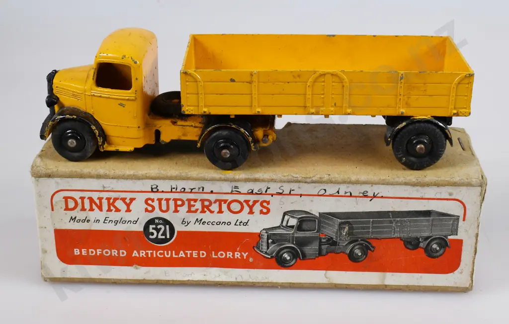 DINKY SUPERTOYS BEDFORD ARTICULATED LORRY IN ORIGINAL BOX,  NO 521 Image 1++