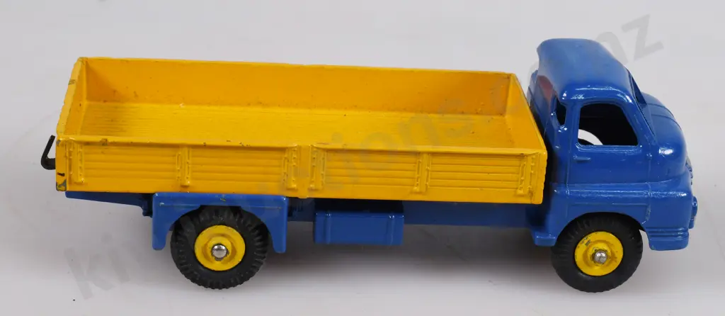 DINKY SUPERTOYS BIG BEDFORD LORRY IN ORIGINAL BOX, NO 522 Image 1++