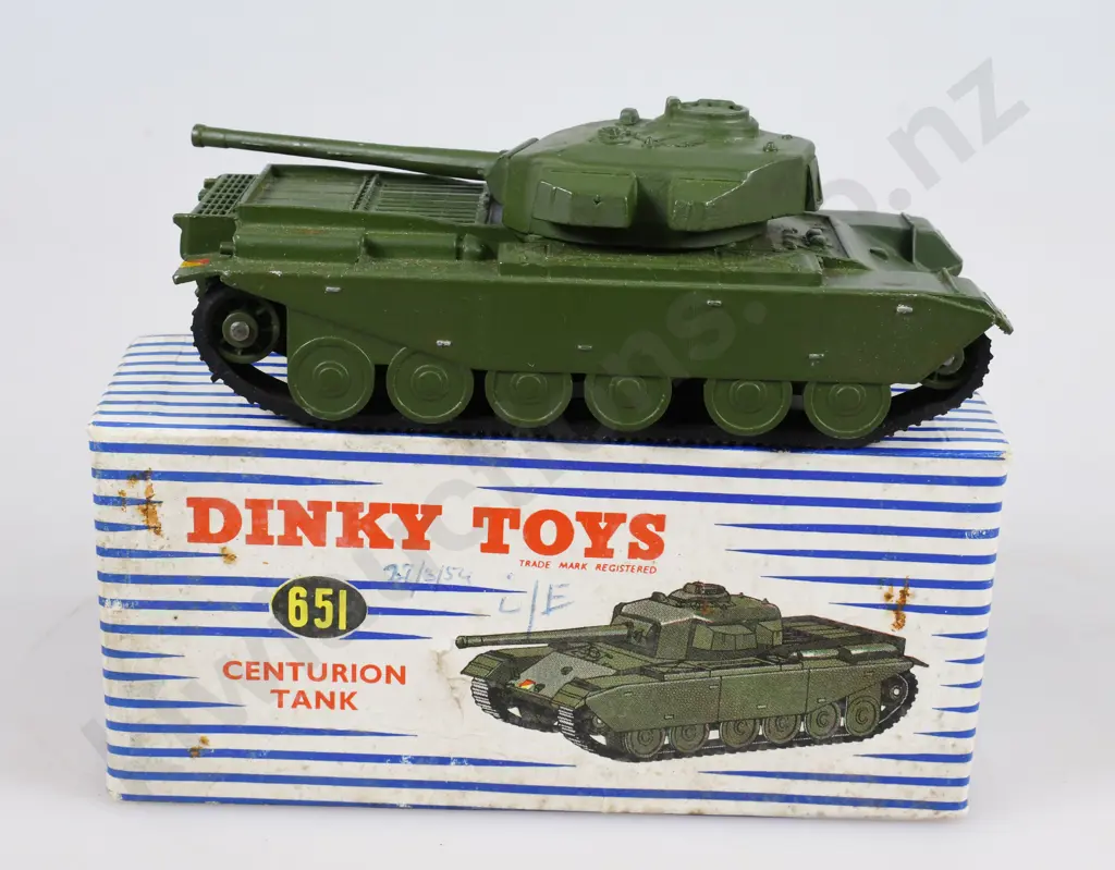 DINKY CENTURION TANK. IN ORIGINAL BOX, NO 651 Image 1++
