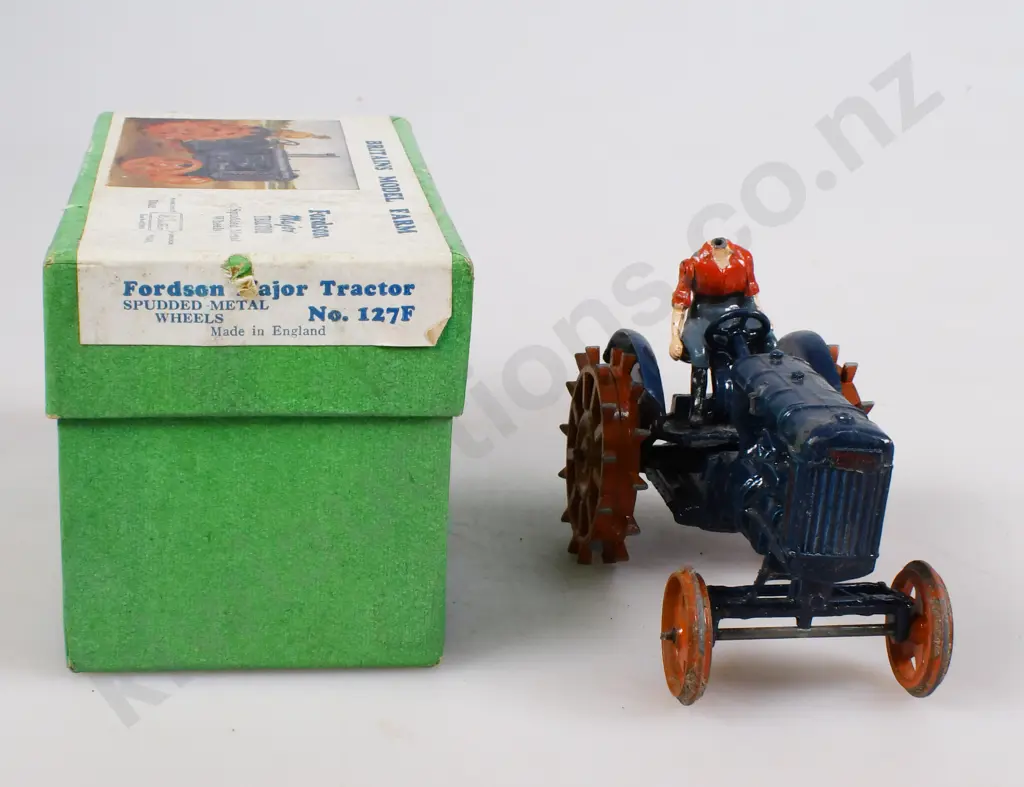 BRITAIN'S FORDSON MAJOR TRACTOR IN ORIGINAL BOX Image 1++