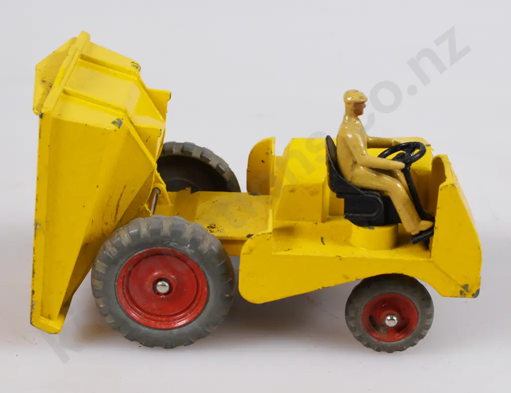 DINKY SUPERTOYS DUMPER TRACK IN ORIGINAL BOX, MODEL 562 Image 1++