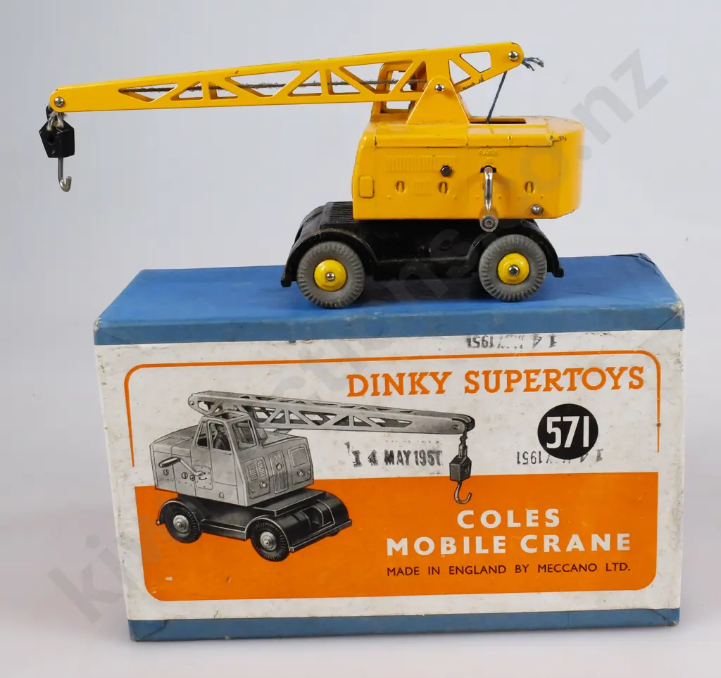DINKY SUPERTOYS COLES MOBILE CRANE IN ORIGINAL BOX NO. 571 Image 1++