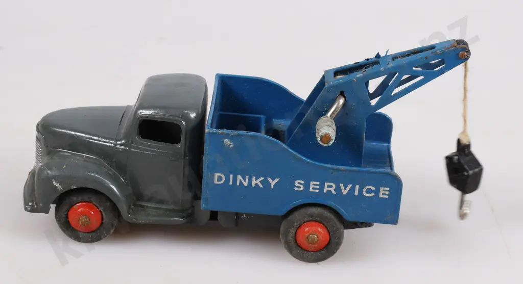 DINKY TOYS BREAKDOWN LORRY IN ORIGINAL BOX NO. 25X Image 1++