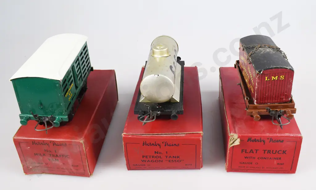 HORNBY TRAINS ROLLING STOCK IN ORIGINAL BOXES Image 1++