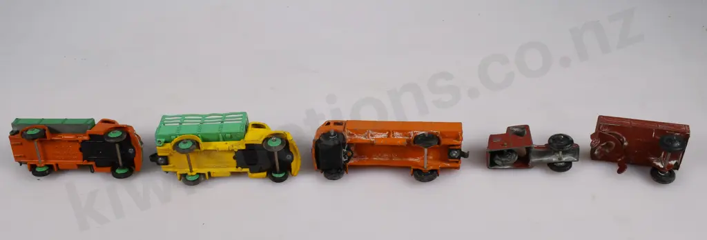 DINKY TOY TRUCKS Image 1++