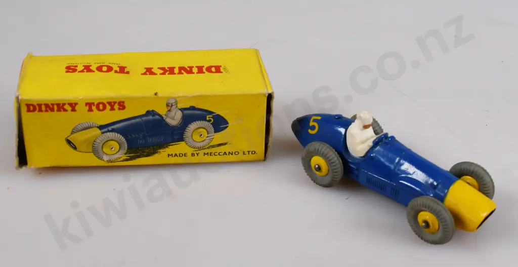 DINKY RACING CARS. Image 1++