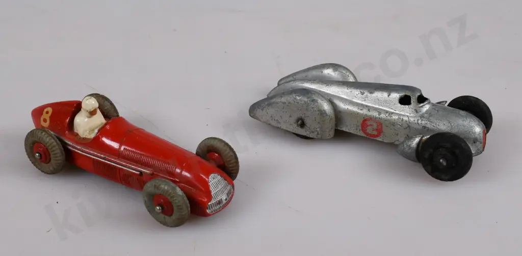 DINKY RACING CARS. Image 1++