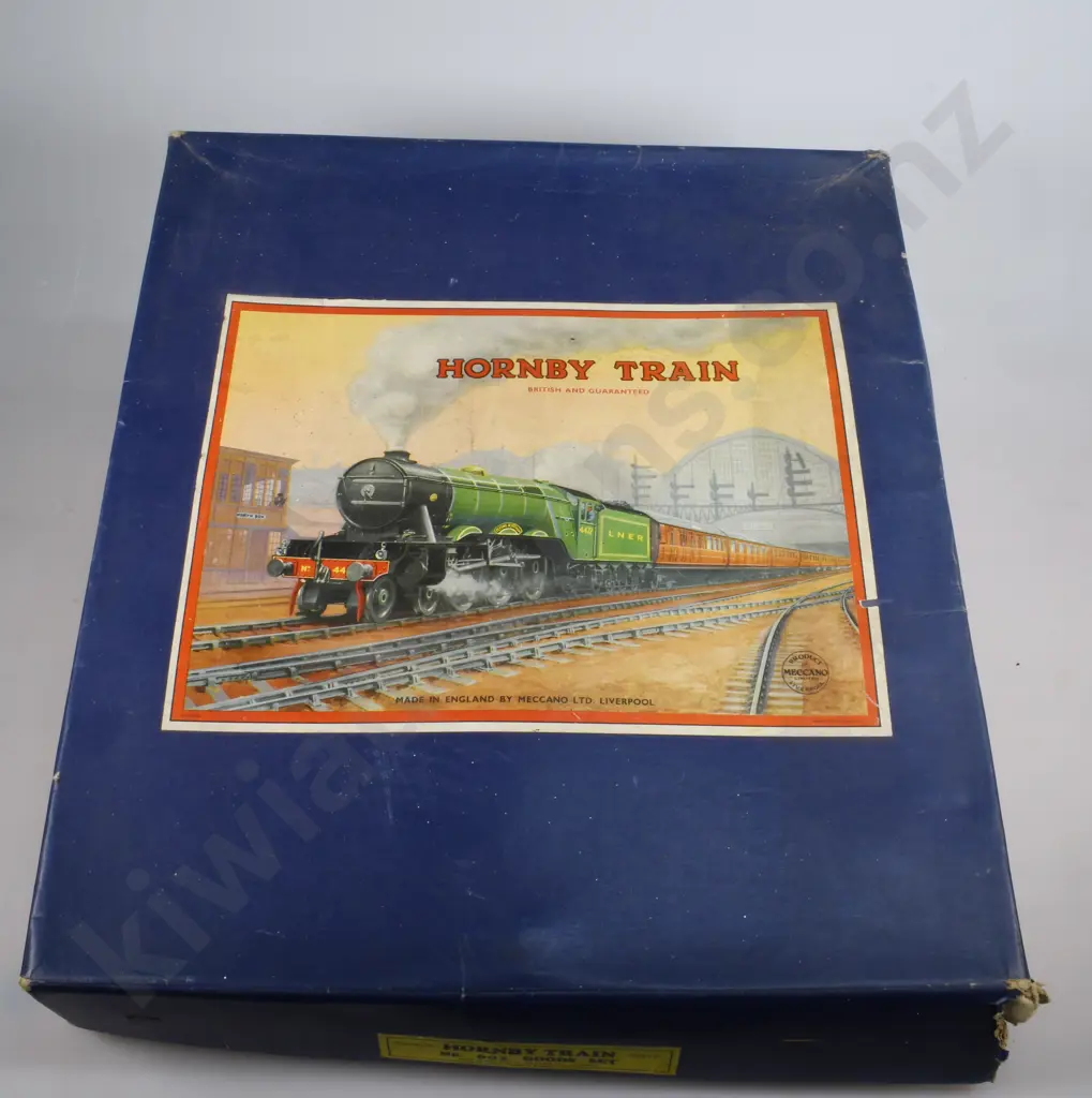 BOXED HORNBY O GAUGE CLOCKWORK TRAIN SET Image 1++