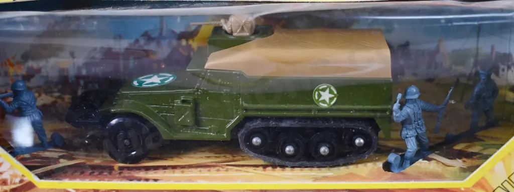 MATCHBOX BATTLE KINGS K-108 M3A1 HALF TRACK Image 1++