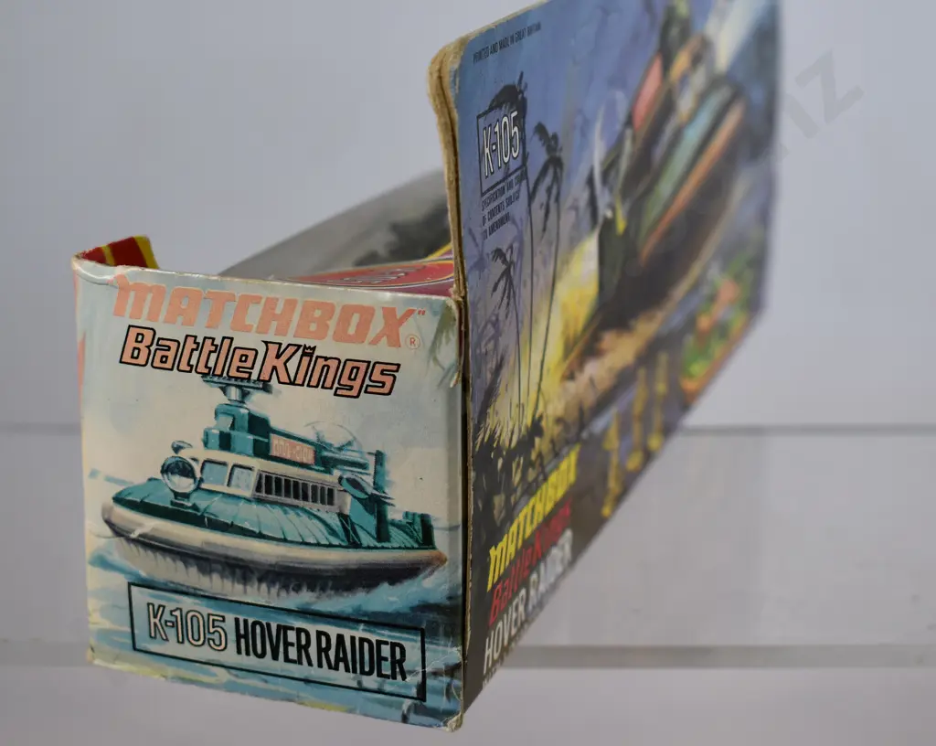MATCHBOX BATTLE KINGS K-105 HOVER RAIDER Image 1++