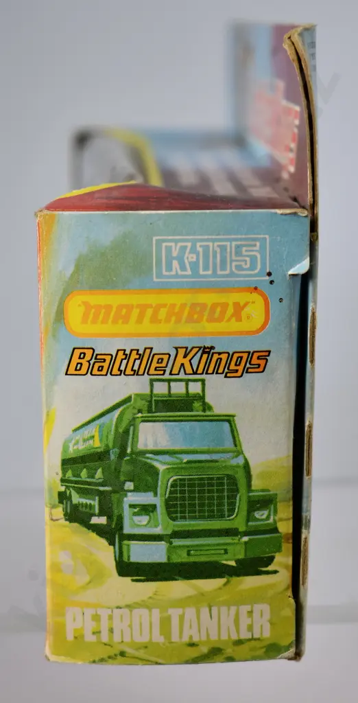 MATCHBOX BATTLE KINGS K-115 ARTICULATED PETROL TANKER Image 1++