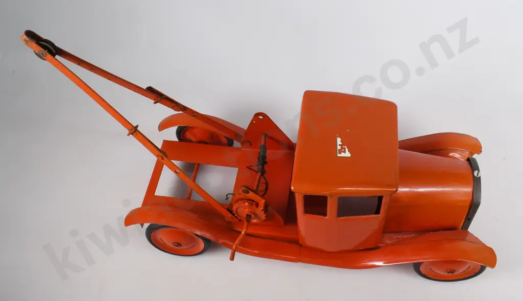 TRI-ANG BEDFORD CRASH TRUCK Image 1++