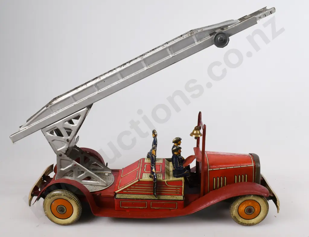 METTOY TINLATE CLOCKWORK FIRE ENGINE Image 1++