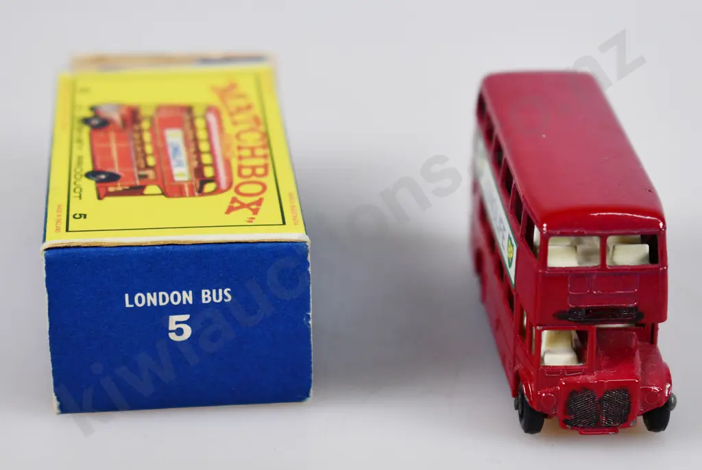 MATCHBOX LONDON BUS, NO. 5 Image 1++