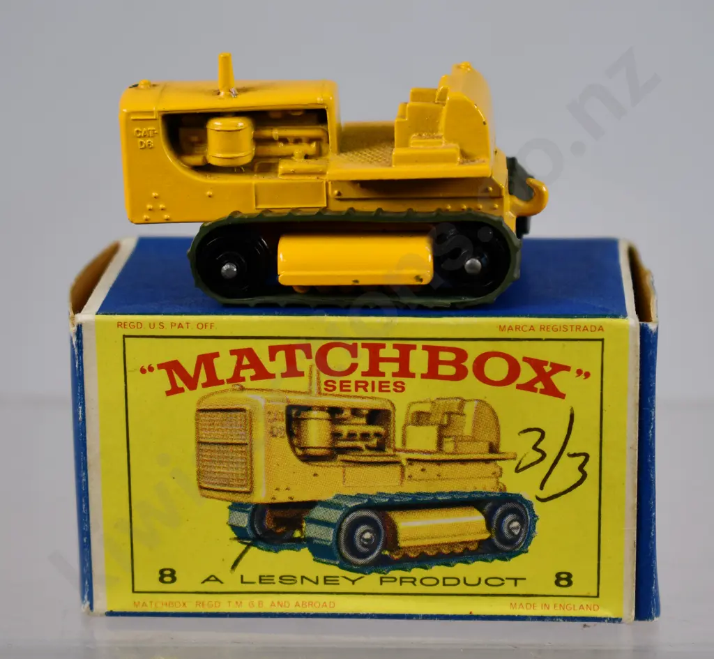 MATCHBOX CATERPILLAR TRACTOR, NO. 8 Image 1++
