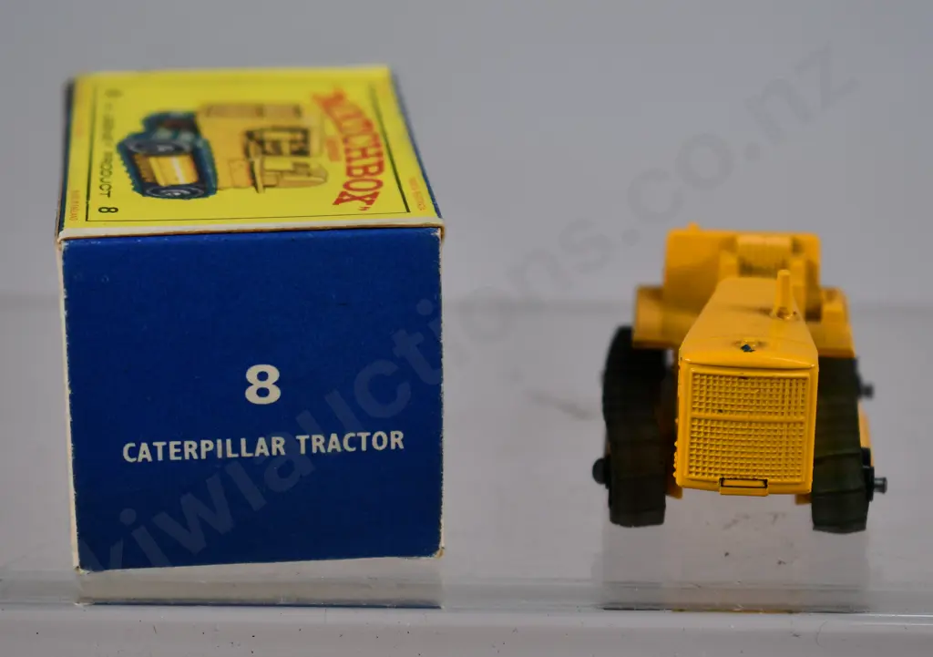 MATCHBOX CATERPILLAR TRACTOR, NO. 8 Image 1++