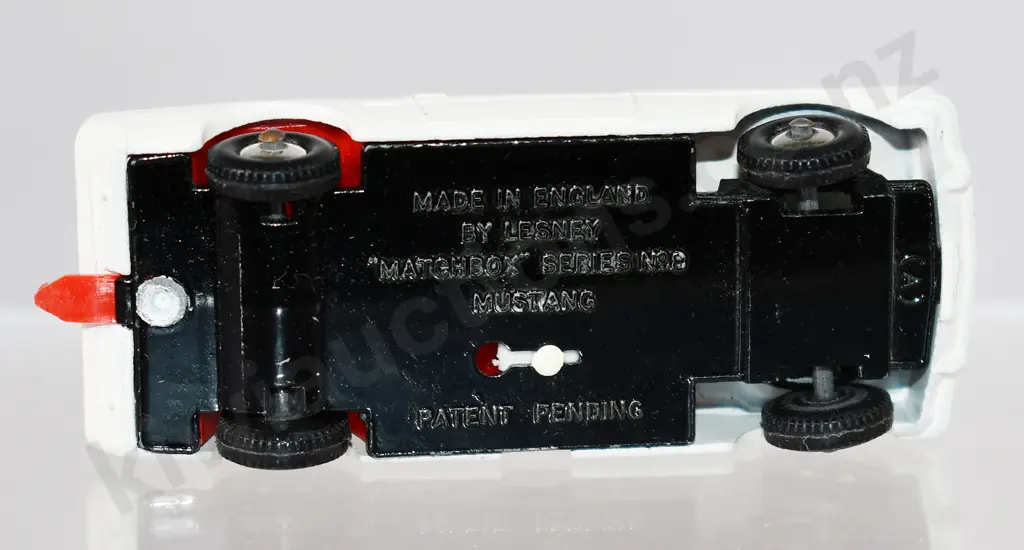 MATCHBOX FORD MUSTANG, NO. 8 Image 1++