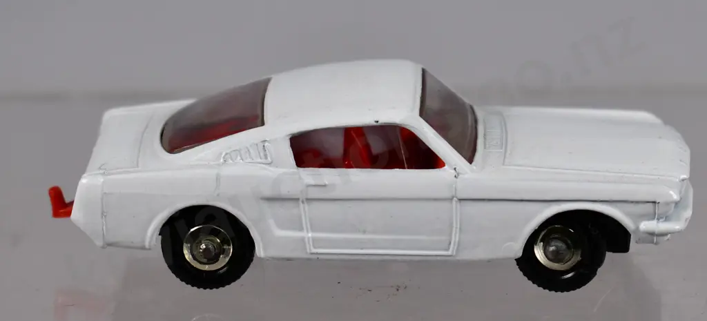 MATCHBOX FORD MUSTANG, NO. 8 Image 1++