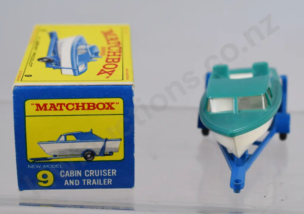 MATCHBOX CABIN CRUISER AND TRAILER NO. 9 Image 1++