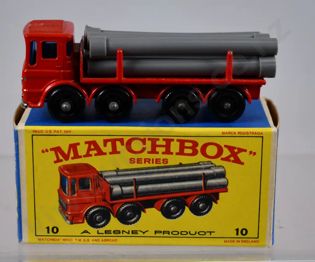 MATCHBOX PIPE TRUCK NO. 10 Image 1++