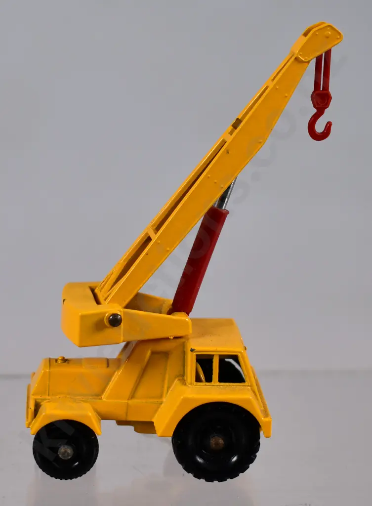 MATCHBOX JUMBO CRANE NO. 11 Image 1++