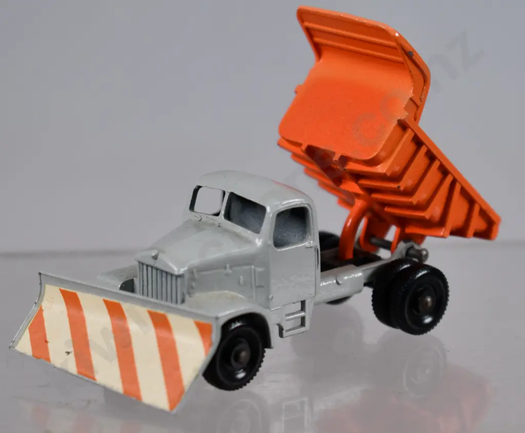 MATCHBOX SCAMMEL MOUNTAINEER SNOWPLOUGH NO. 16 Image 1++