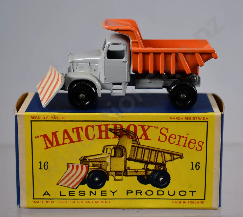 MATCHBOX SCAMMEL MOUNTAINEER SNOWPLOUGH NO. 16 Image 1++