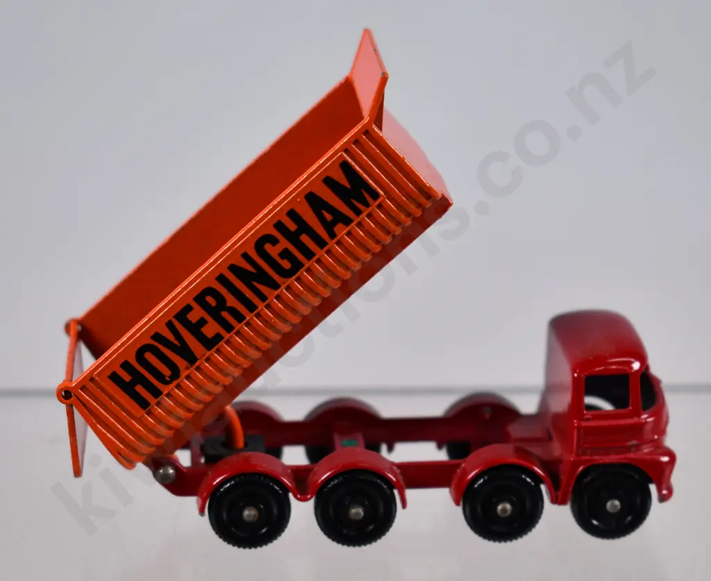 MATCHBOX 8-WHEEL TIPPER NO. 17 Image 1++