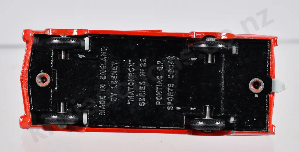 MATCHBOX 8-WHEEL TIPPER NO. 17 Image 1++