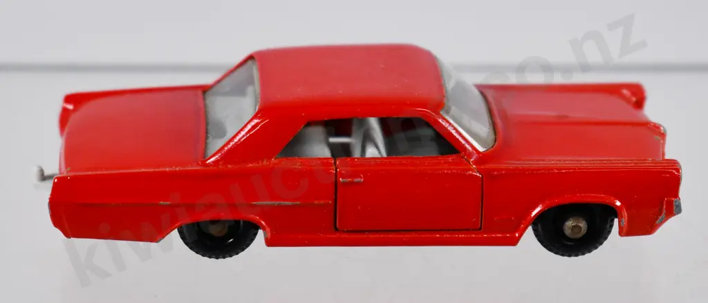MATCHBOX PONTIAC G.P.COUPE NO. 22 Image 1++