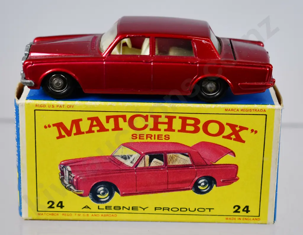 MATCHBOX ROLLS-ROYCE SILVER SHADOW NO. 24 Image 1++
