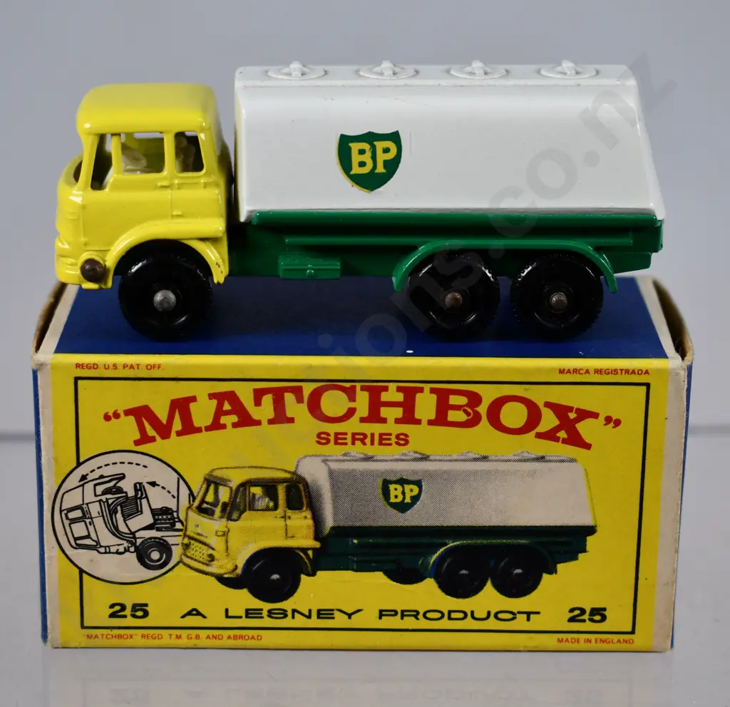 MATCHBOX SERIES B.P. TANKER NO. 25 Image 1++