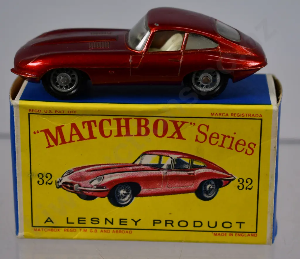 MATCHBOX SERIES E TYPE JAGUAR NO. 32 Image 1++