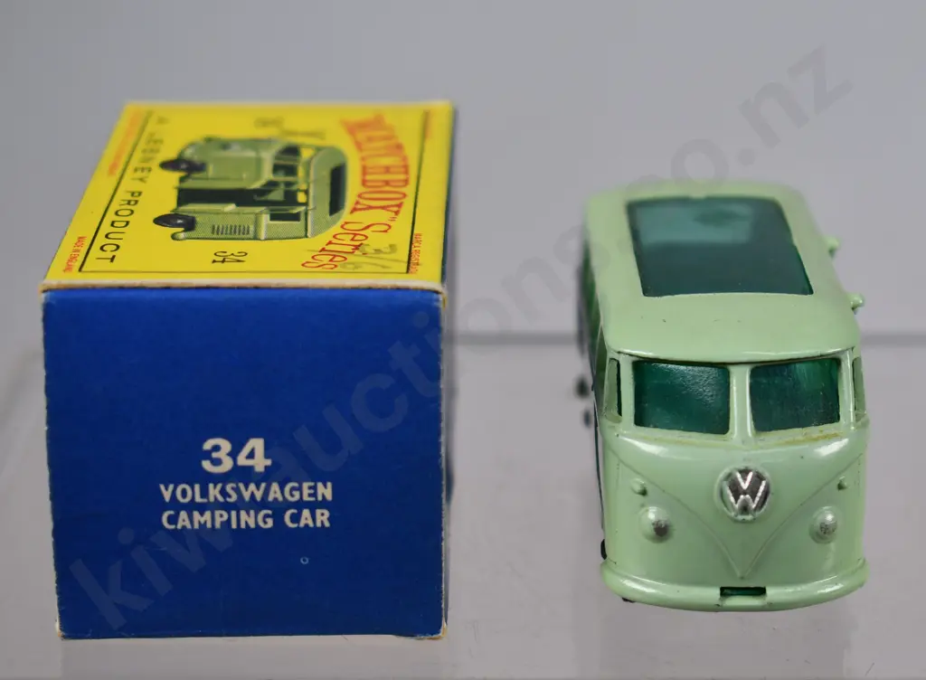 MATCHBOX SERIES VOLKSWAGEN CAMPING CAR NO. 34 Image 1++