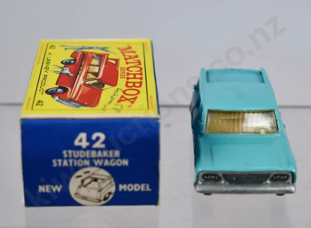 MATCHBOX SERIES STUDEBAKER STATION WAGON NO. 42 Image 1++