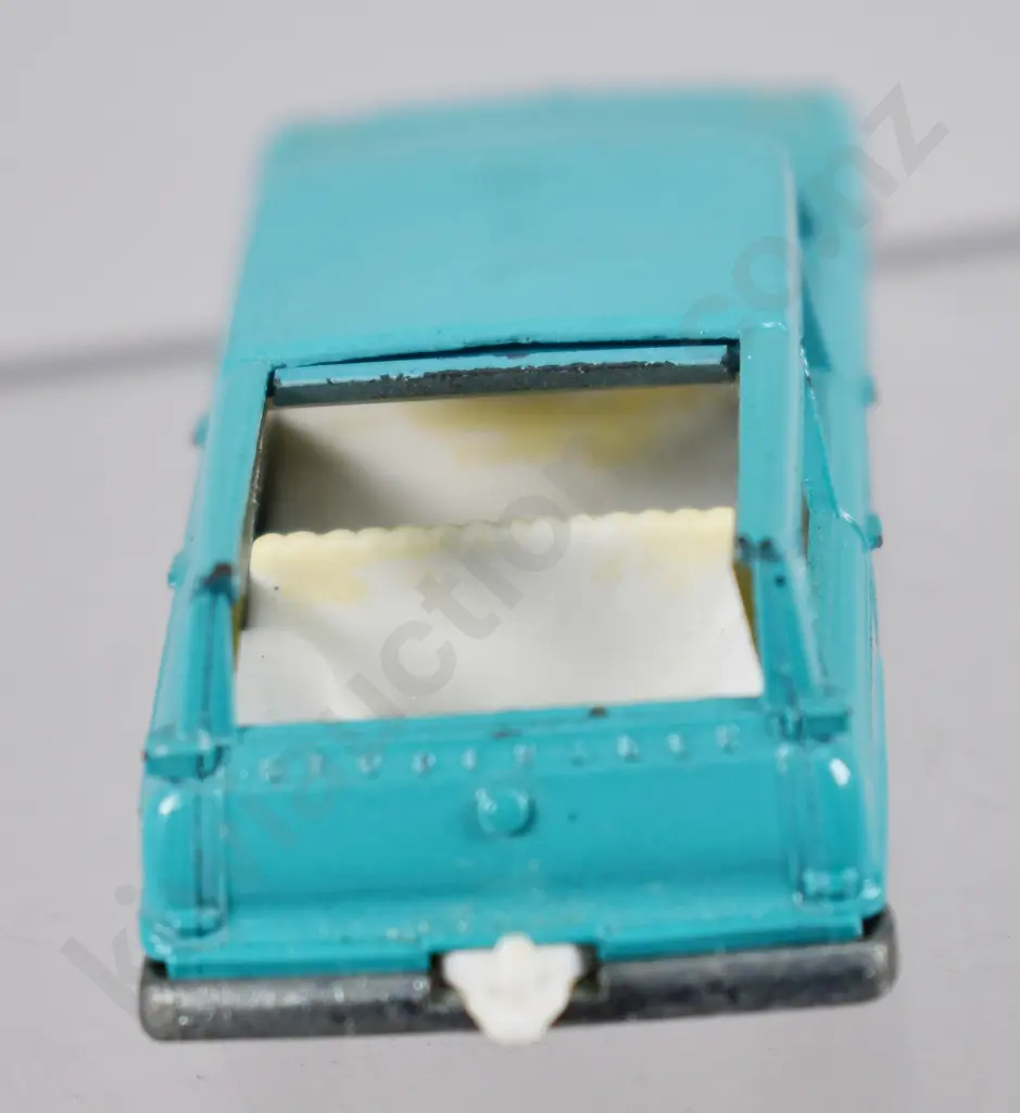 MATCHBOX SERIES STUDEBAKER STATION WAGON NO. 42 Image 1++