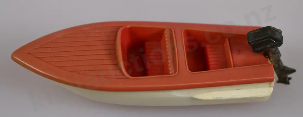 MATCHBOX SERIES TRAILER WITH REMOVABLE SPORTS BOAT NO. 48 Image 1++