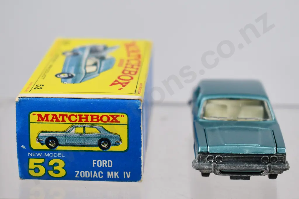 MATCHBOX SERIES FORD ZODIAC MK IV, NO. 53 Image 1++