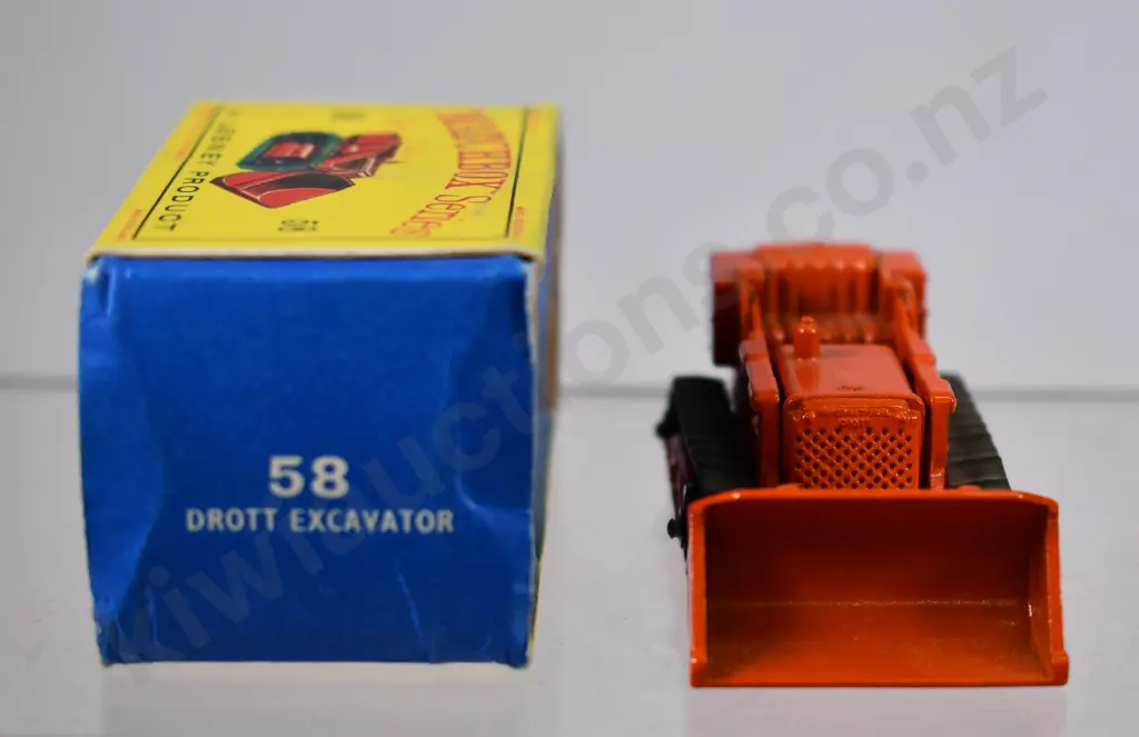 MATCHBOX SERIES DROTT EXCAVATOR NO. 58 Image 1++